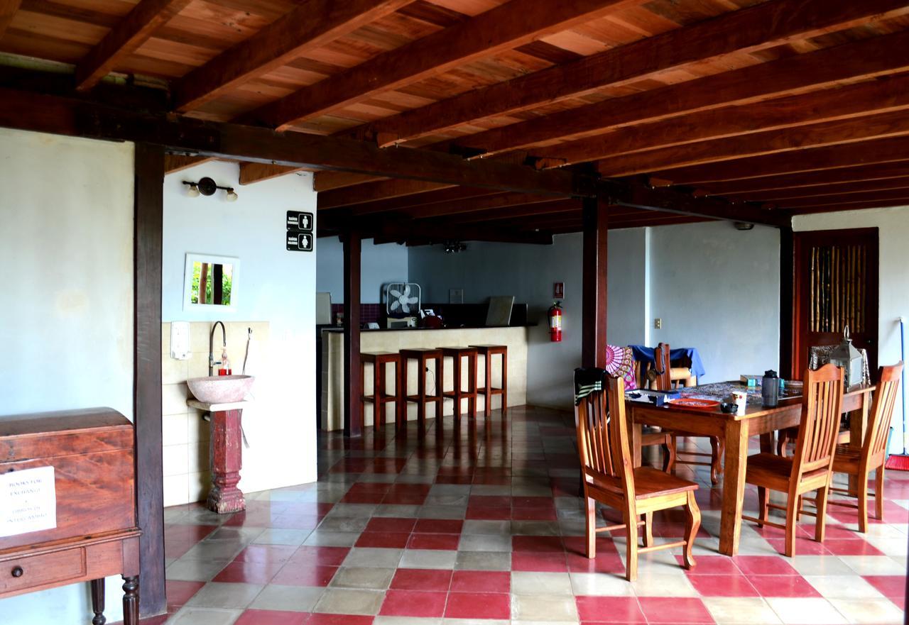 Hotel Laguna Club